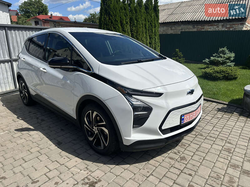 Хэтчбек Chevrolet Bolt EV 2023 в Львове