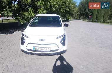 Хэтчбек Chevrolet Bolt EV 2022 в 