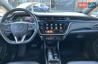 Хэтчбек Chevrolet Bolt EV 2023 в 