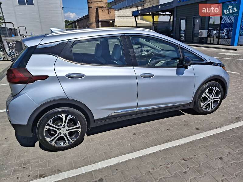 Хэтчбек Chevrolet Bolt EV 2016 в Житомире