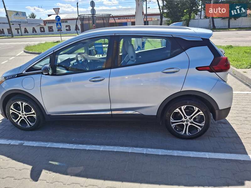 Хэтчбек Chevrolet Bolt EV 2016 в Житомире
