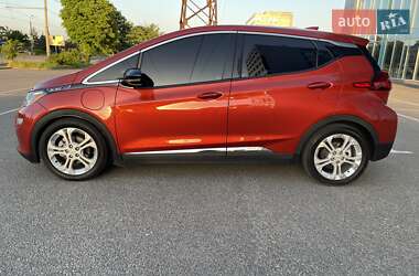 Хэтчбек Chevrolet Bolt EV 2021 в 