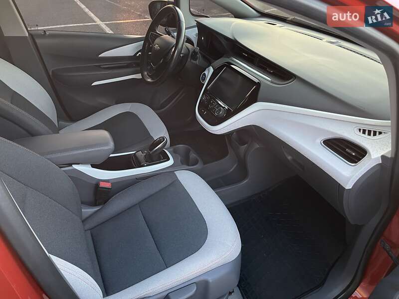 Хэтчбек Chevrolet Bolt EV 2021 в Днепре