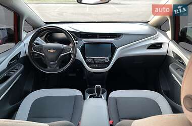 Хэтчбек Chevrolet Bolt EV 2021 в 