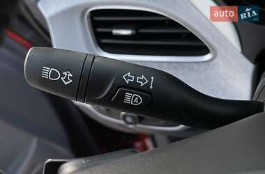 Хэтчбек Chevrolet Bolt EV 2021 в 