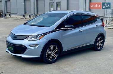 Хэтчбек Chevrolet Bolt EV 2017 в 