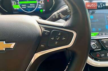 Хэтчбек Chevrolet Bolt EV 2017 в 