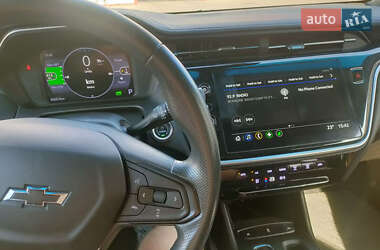 Хэтчбек Chevrolet Bolt EV 2022 в 
