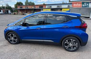Хэтчбек Chevrolet Bolt EV 2018 в 