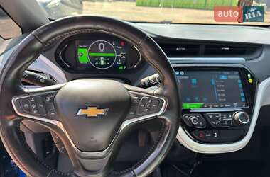 Хэтчбек Chevrolet Bolt EV 2018 в 