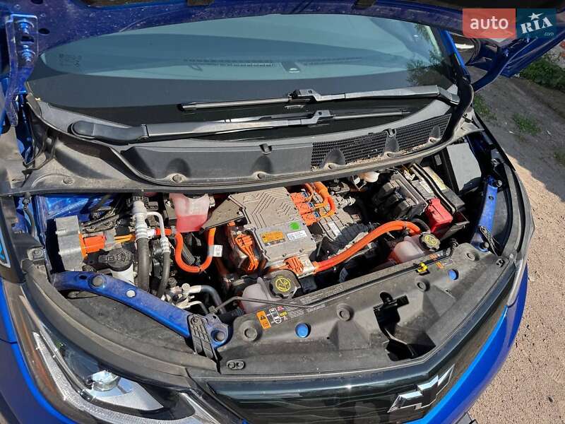 Хэтчбек Chevrolet Bolt EV 2018 в Нежине фото 29 Хэтчбек Chevrolet Bolt EV 2018 в Нежине
