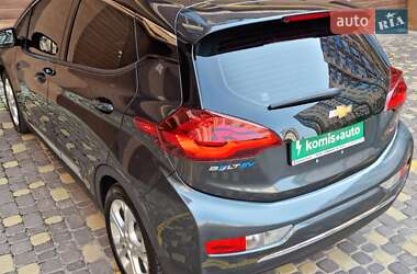 Хэтчбек Chevrolet Bolt EV 2017 в 
