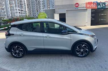 Хэтчбек Chevrolet Bolt EV 2023 в 