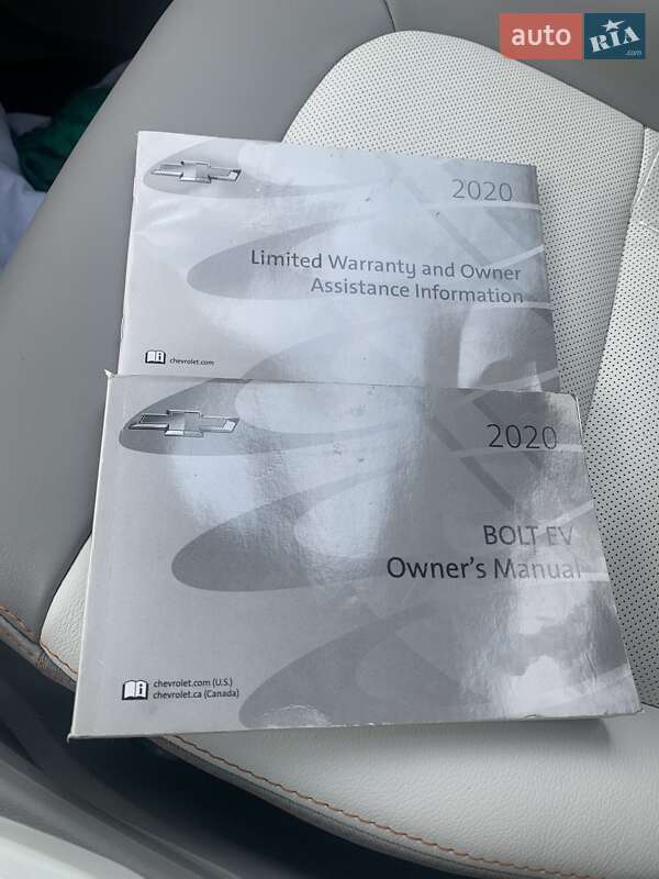 Хэтчбек Chevrolet Bolt EV 2020 в Киеве фото 26 Хэтчбек Chevrolet Bolt EV 2020 в Киеве