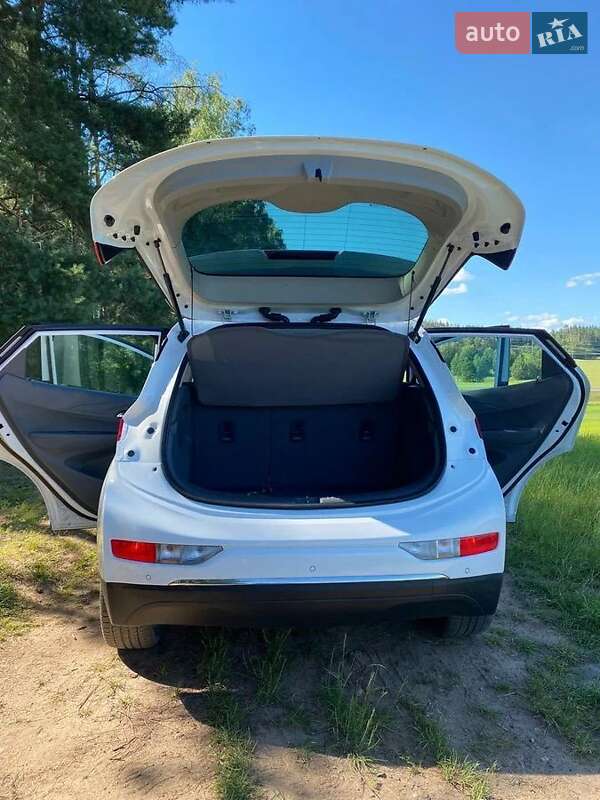 Хэтчбек Chevrolet Bolt EV 2019 в Одессе фото 11 Хэтчбек Chevrolet Bolt EV 2019 в Одессе