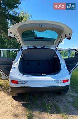 Хэтчбек Chevrolet Bolt EV 2019 в 