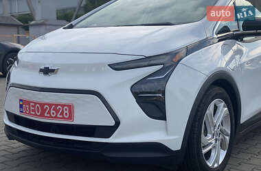 Хэтчбек Chevrolet Bolt EV 2022 в 