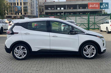 Хэтчбек Chevrolet Bolt EV 2022 в 