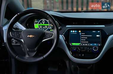 Хэтчбек Chevrolet Bolt EV 2020 в 