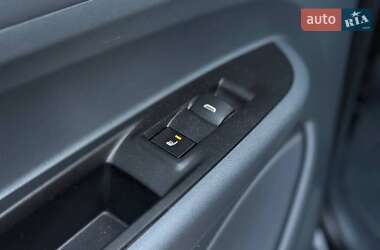 Хэтчбек Chevrolet Bolt EV 2020 в 