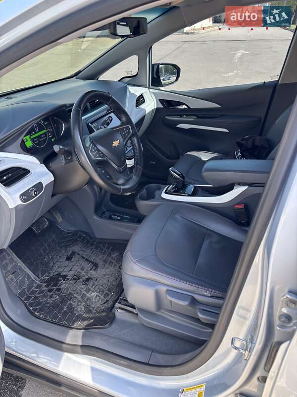 Хэтчбек Chevrolet Bolt EV 2017 в Харькове