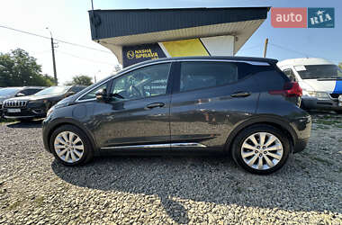 Хэтчбек Chevrolet Bolt EV 2017 в 