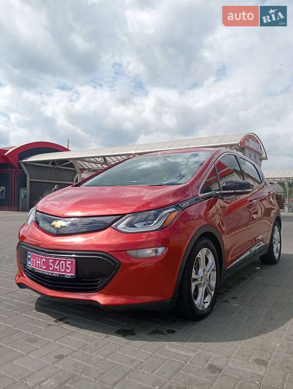 Хэтчбек Chevrolet Bolt EV 2021 в 
