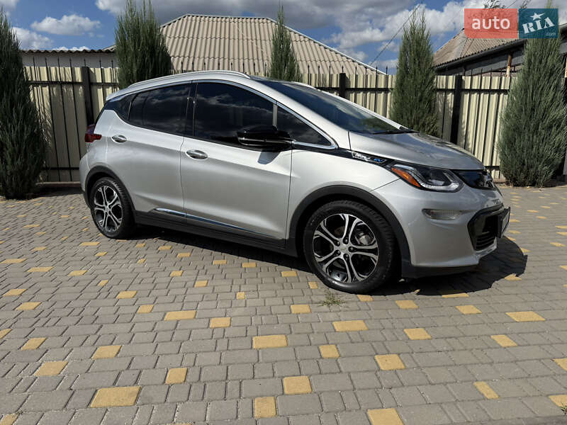 Хетчбек Chevrolet Bolt EV 2017 в Запоріжжі