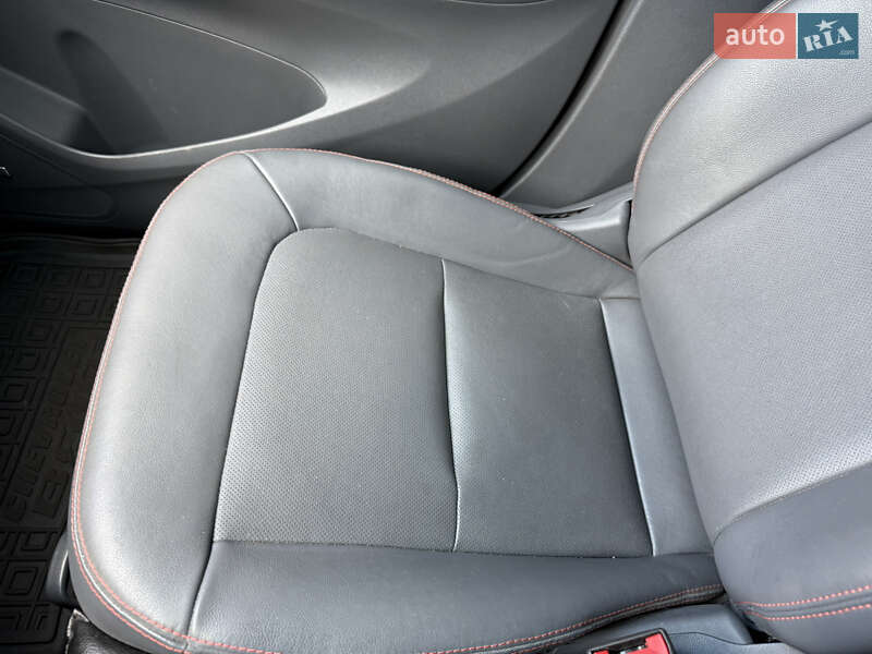 Хетчбек Chevrolet Bolt EV 2017 в Запоріжжі