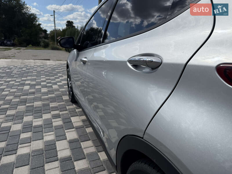 Хетчбек Chevrolet Bolt EV 2017 в Запоріжжі