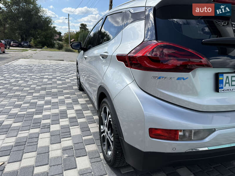 Хетчбек Chevrolet Bolt EV 2017 в Запоріжжі