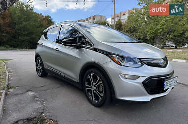 Хэтчбек Chevrolet Bolt EV 2017 в 