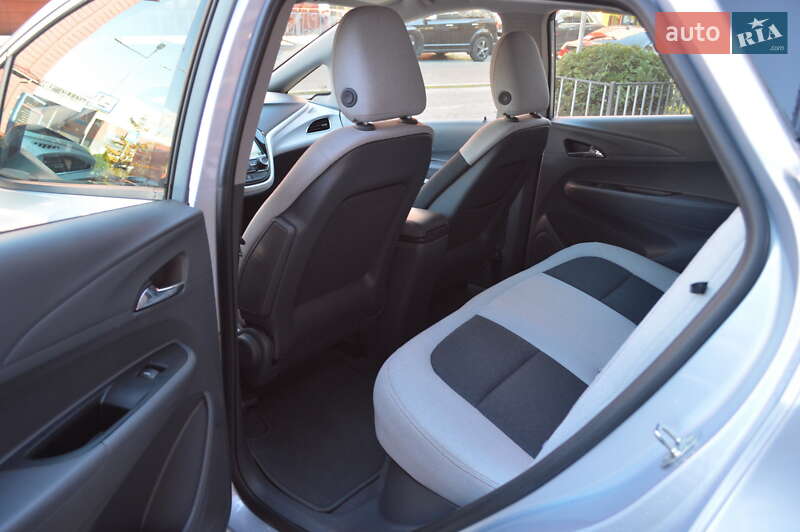 Хэтчбек Chevrolet Bolt EV 2017 в Львове