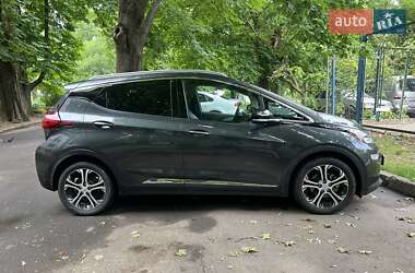 Хэтчбек Chevrolet Bolt EV 2017 в 