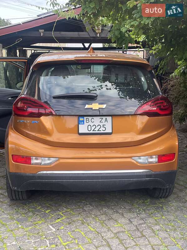 Хэтчбек Chevrolet Bolt EV 2017 в Львове фото 5 Хэтчбек Chevrolet Bolt EV 2017 в Львове