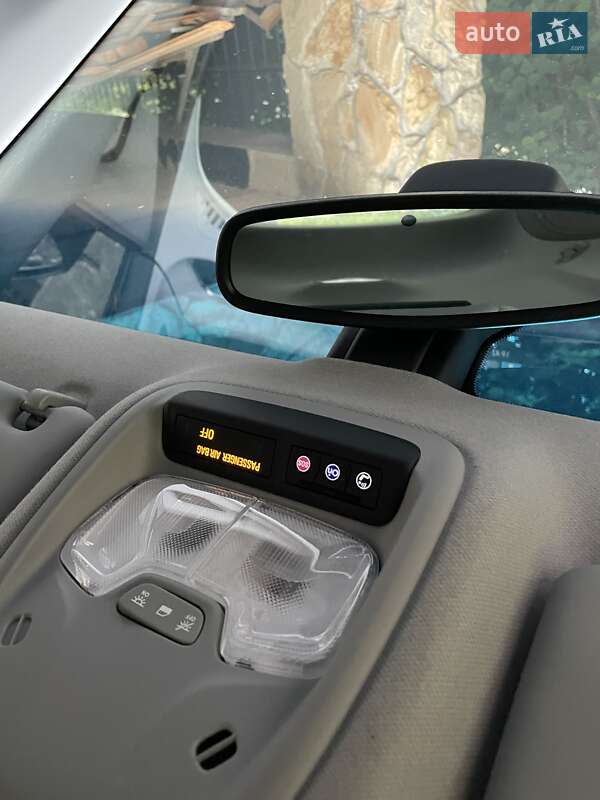 Хэтчбек Chevrolet Bolt EV 2017 в Львове фото 13 Хэтчбек Chevrolet Bolt EV 2017 в Львове