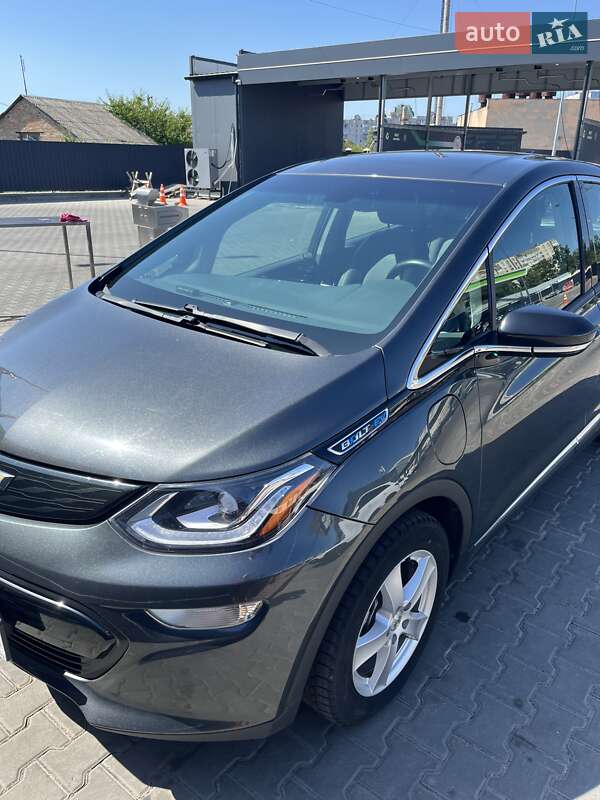 Хэтчбек Chevrolet Bolt EV 2017 в Киеве
