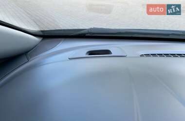 Хэтчбек Chevrolet Bolt EV 2019 в 