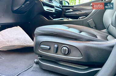 Хетчбек Chevrolet Bolt EV 2023 в 