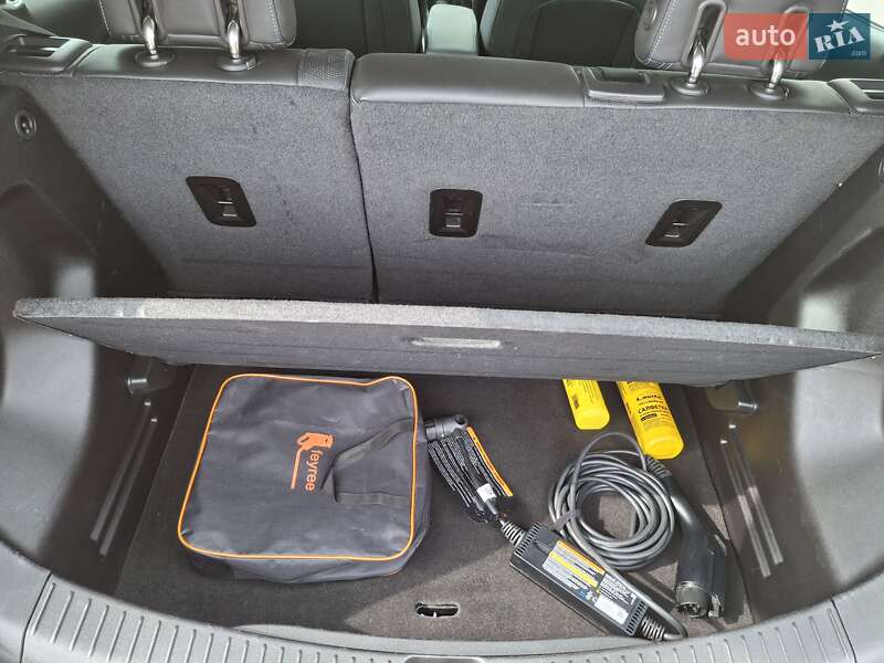 Хэтчбек Chevrolet Bolt EV 2023 в Кропивницком