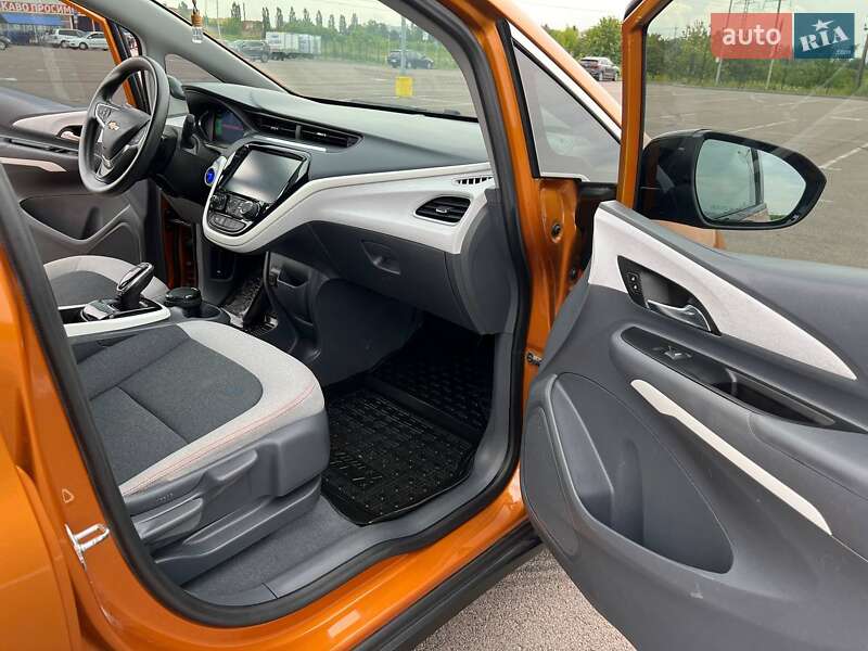 Хетчбек Chevrolet Bolt EV 2017 в Рівному
