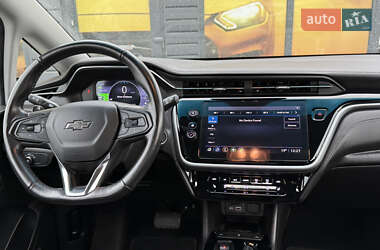 Хэтчбек Chevrolet Bolt EV 2021 в 