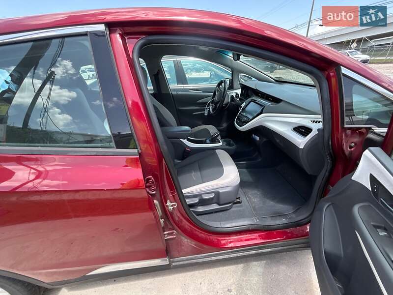 Хэтчбек Chevrolet Bolt EV 2020 в Синельниково
