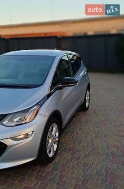Хэтчбек Chevrolet Bolt EV 2017 в 