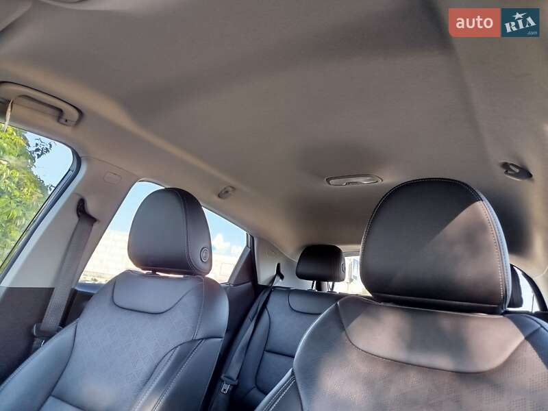 Хэтчбек Chevrolet Bolt EV 2023 в Киеве фото 31 Хэтчбек Chevrolet Bolt EV 2023 в Киеве