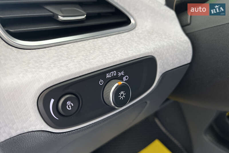 Хетчбек Chevrolet Bolt EV 2021 в Шептицькому