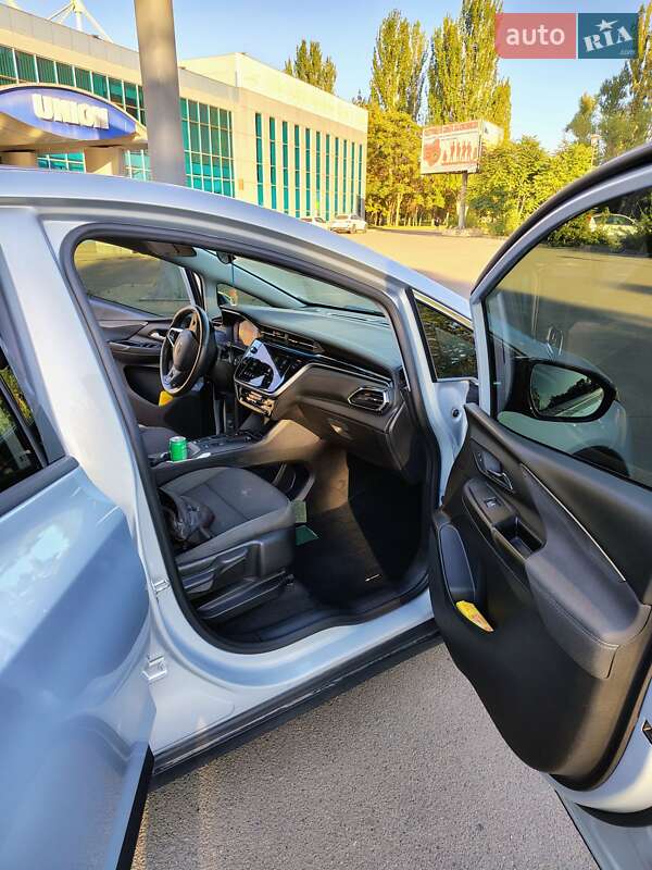 Хэтчбек Chevrolet Bolt EV 2023 в Кривом Роге