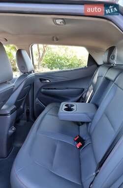 Хэтчбек Chevrolet Bolt EV 2019 в 