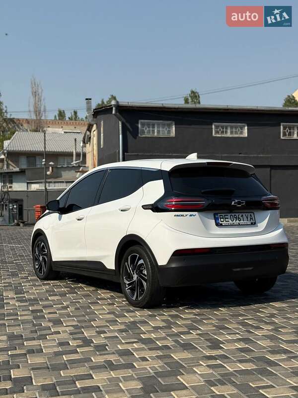 Хэтчбек Chevrolet Bolt EV 2023 в Николаеве
