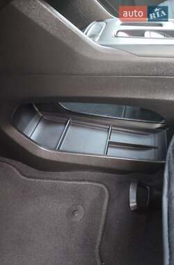 Хэтчбек Chevrolet Bolt EV 2023 в 